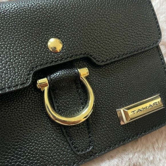 BRAND NEW TAHARI CROSSBODY BAG - Picture 4 of 13
